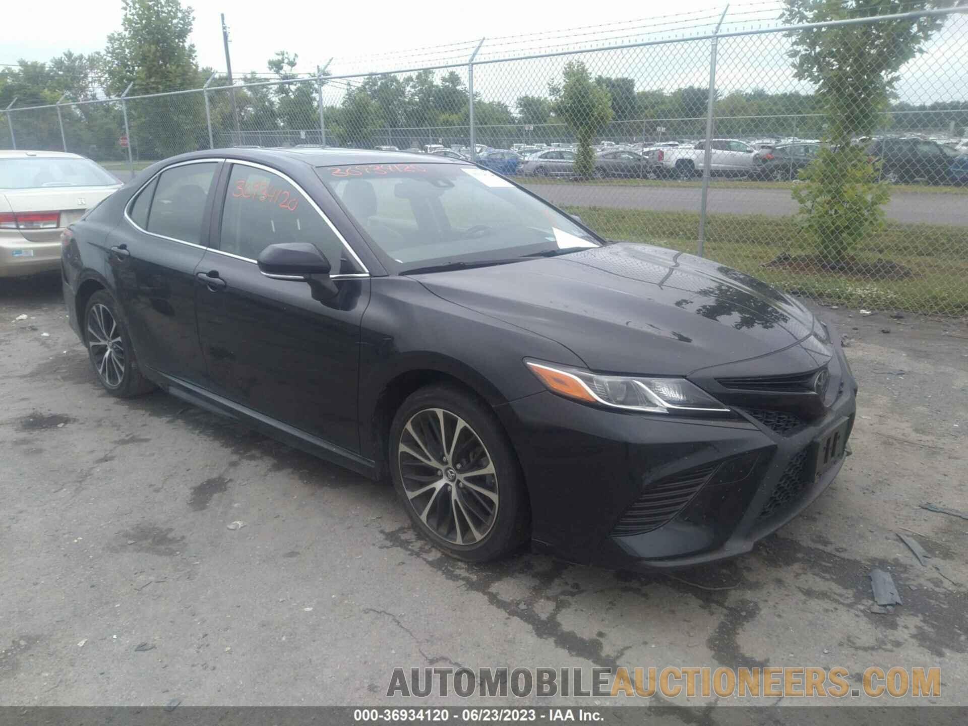 JTNB11HK9J3000138 TOYOTA CAMRY 2018