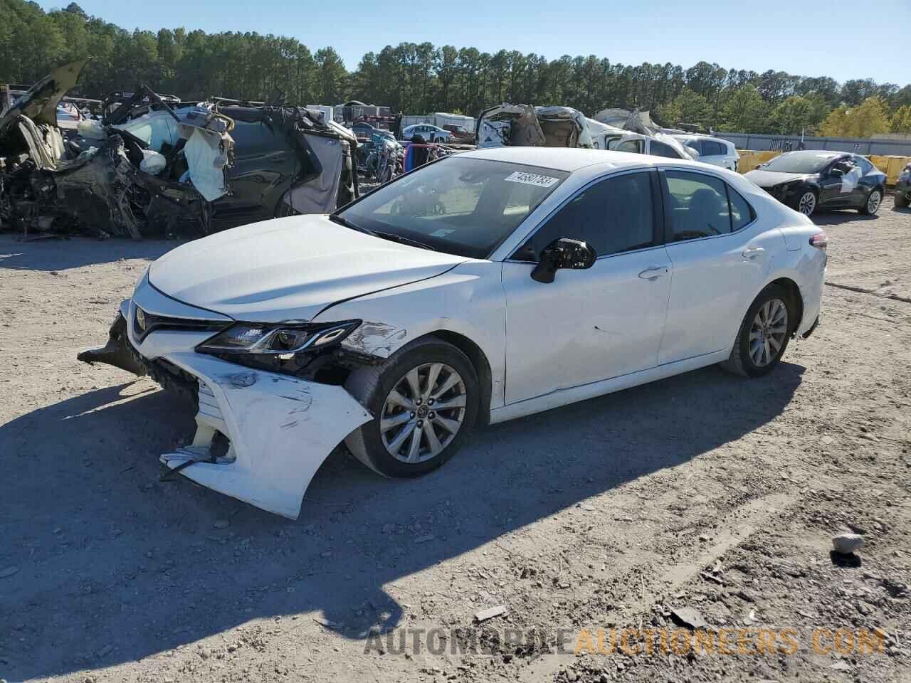 JTNB11HK9J3007476 TOYOTA CAMRY 2018