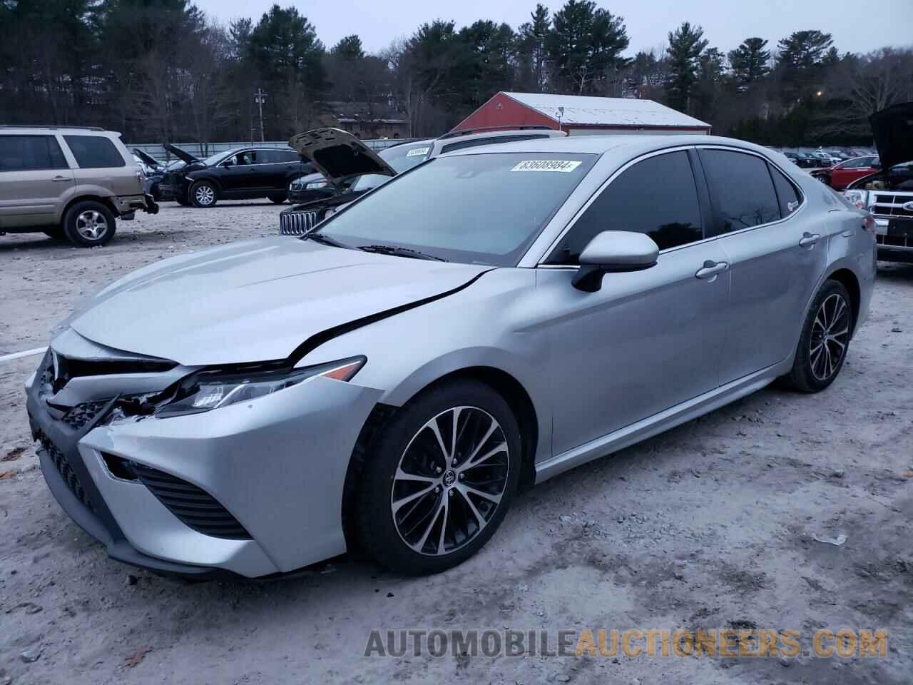 JTNB11HK9J3011608 TOYOTA CAMRY 2018