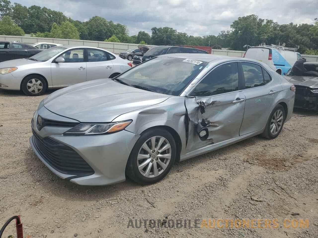 JTNB11HK9J3020843 TOYOTA CAMRY 2018