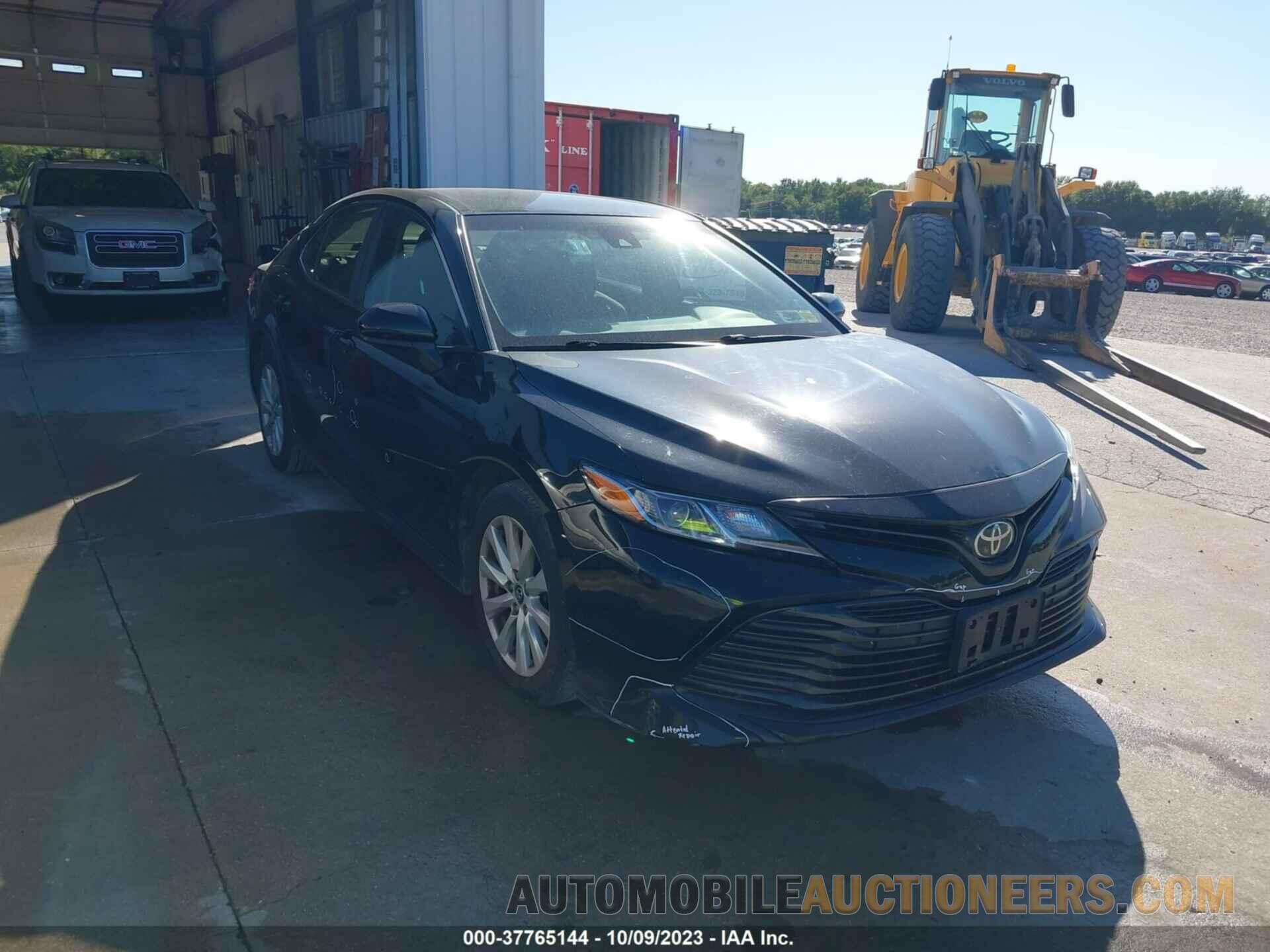 JTNB11HK9J3021037 TOYOTA CAMRY 2018