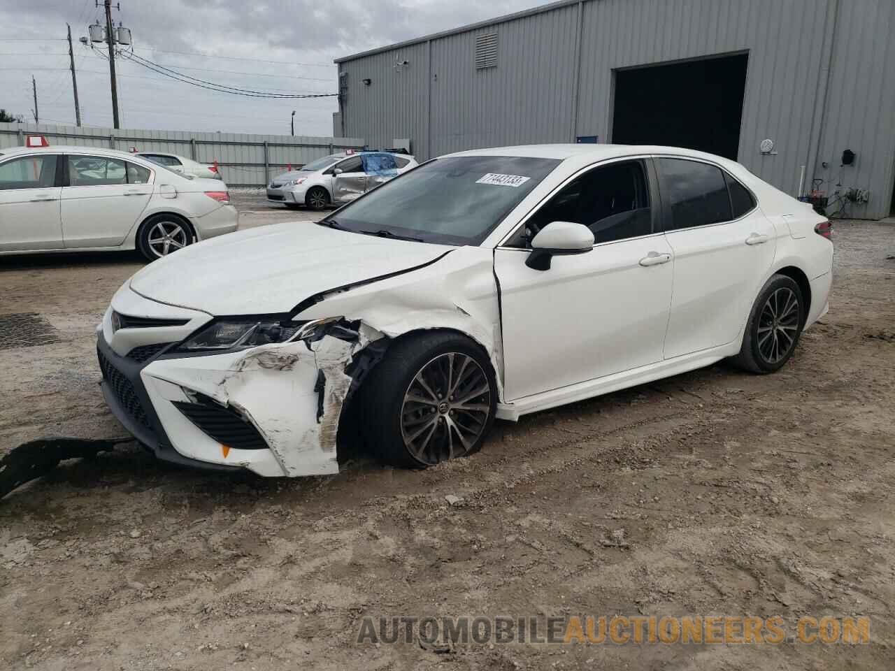 JTNB11HK9J3023693 TOYOTA CAMRY 2018