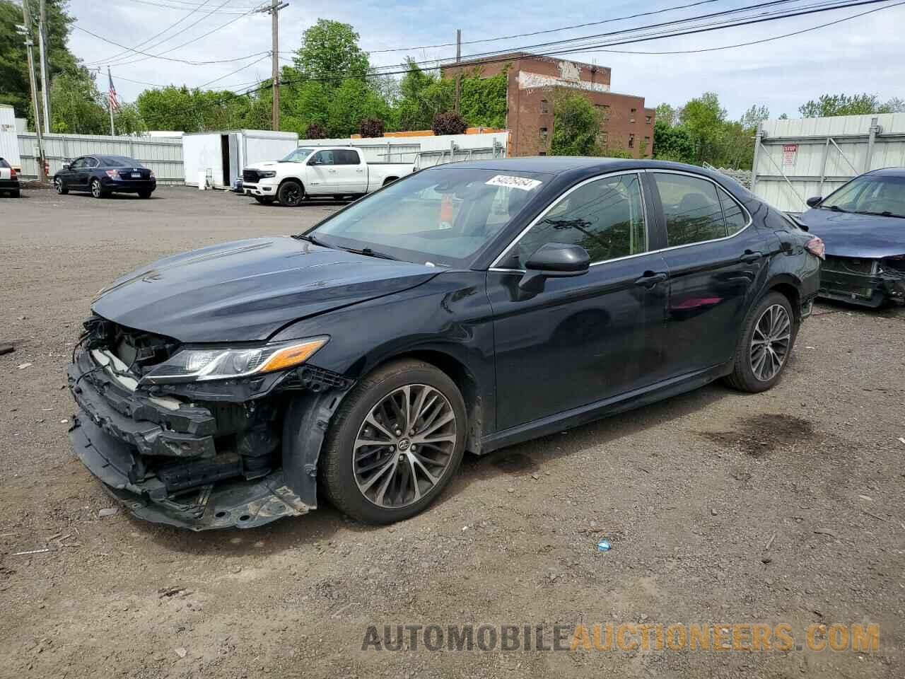 JTNB11HK9J3037447 TOYOTA CAMRY 2018