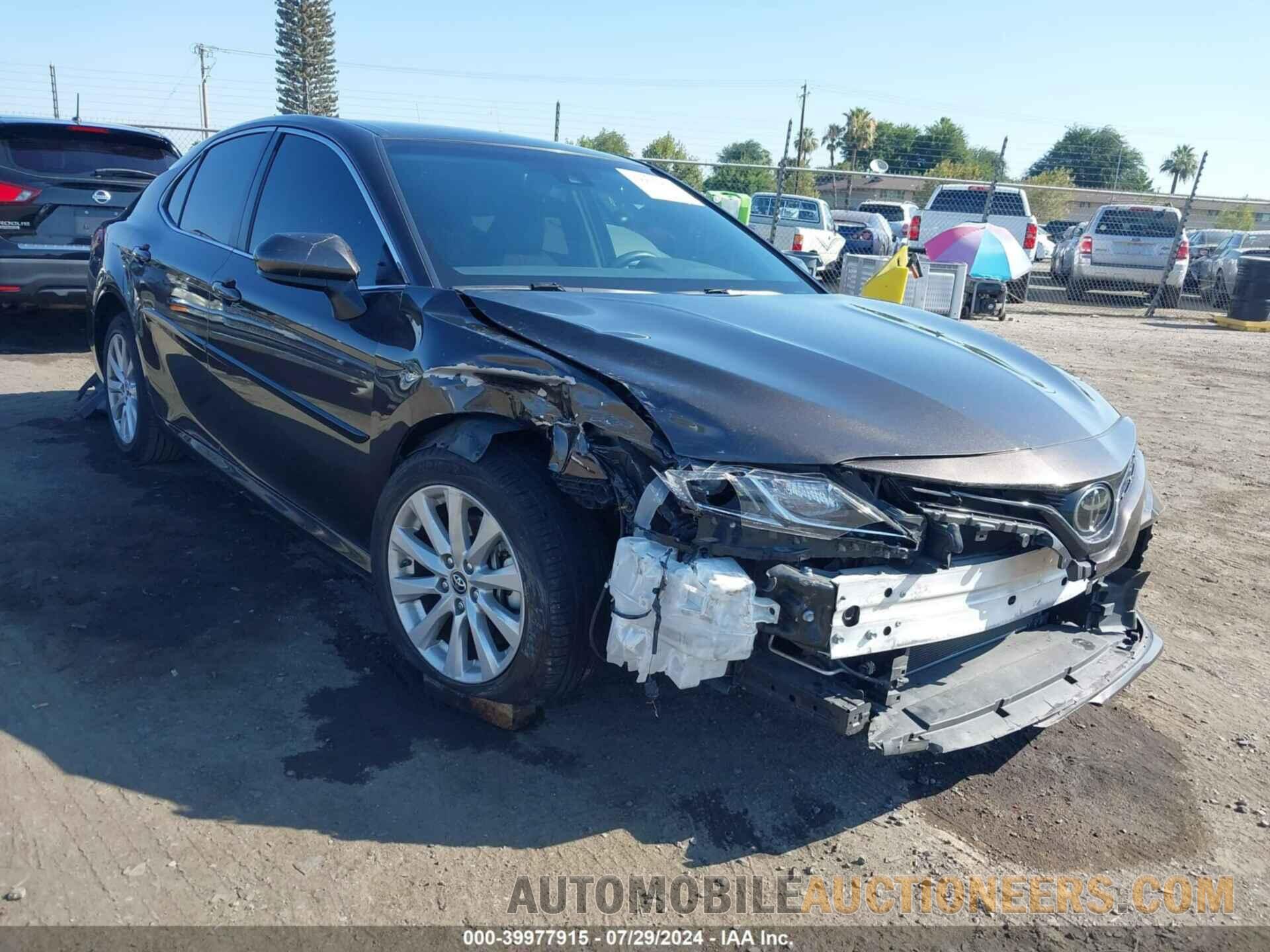 JTNB11HK9J3058007 TOYOTA CAMRY 2018