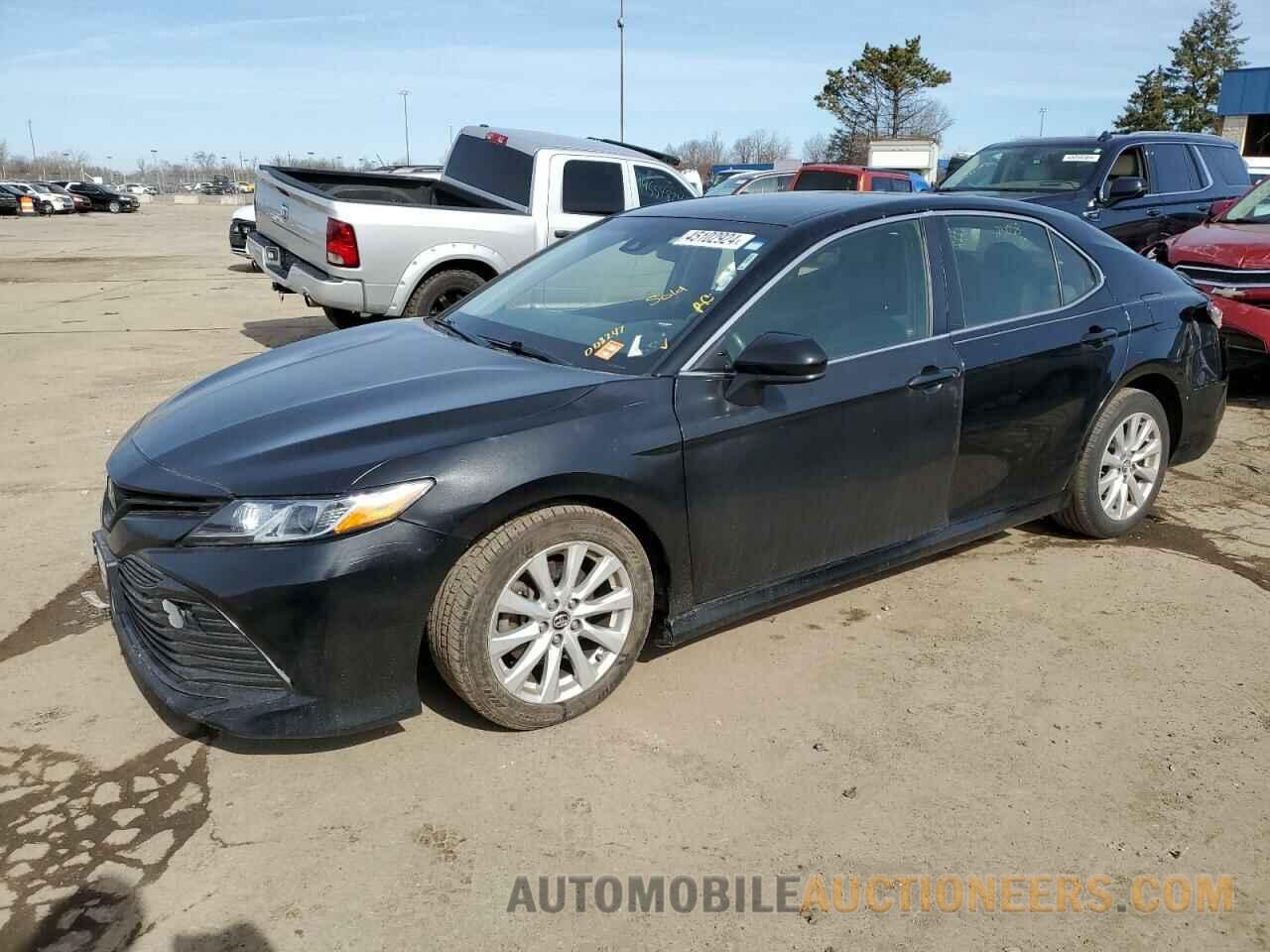 JTNB11HKXJ3008247 TOYOTA CAMRY 2018