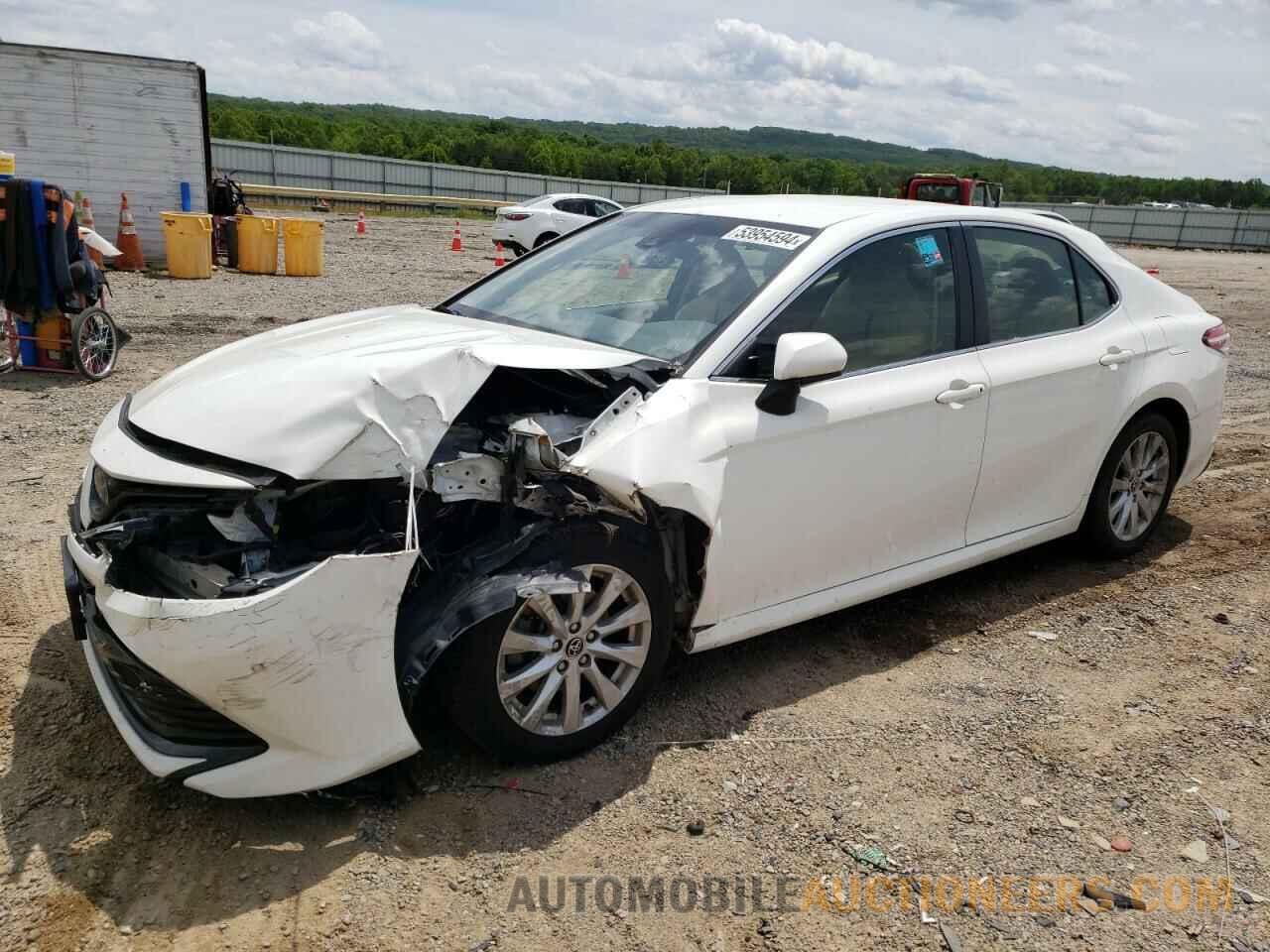 JTNB11HKXJ3010662 TOYOTA CAMRY 2018