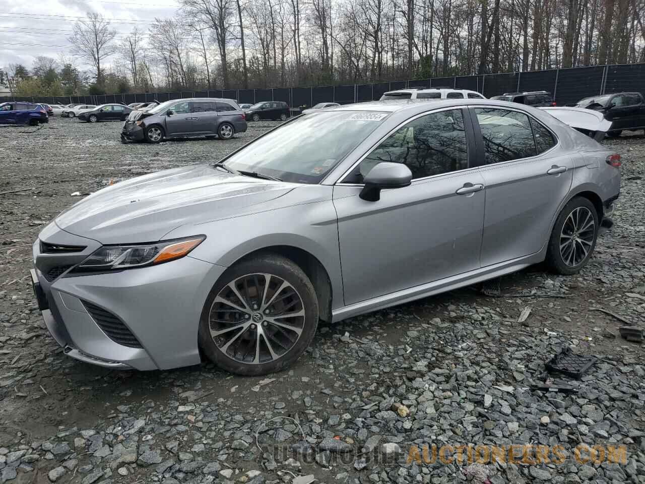 JTNB11HKXJ3011648 TOYOTA CAMRY 2018