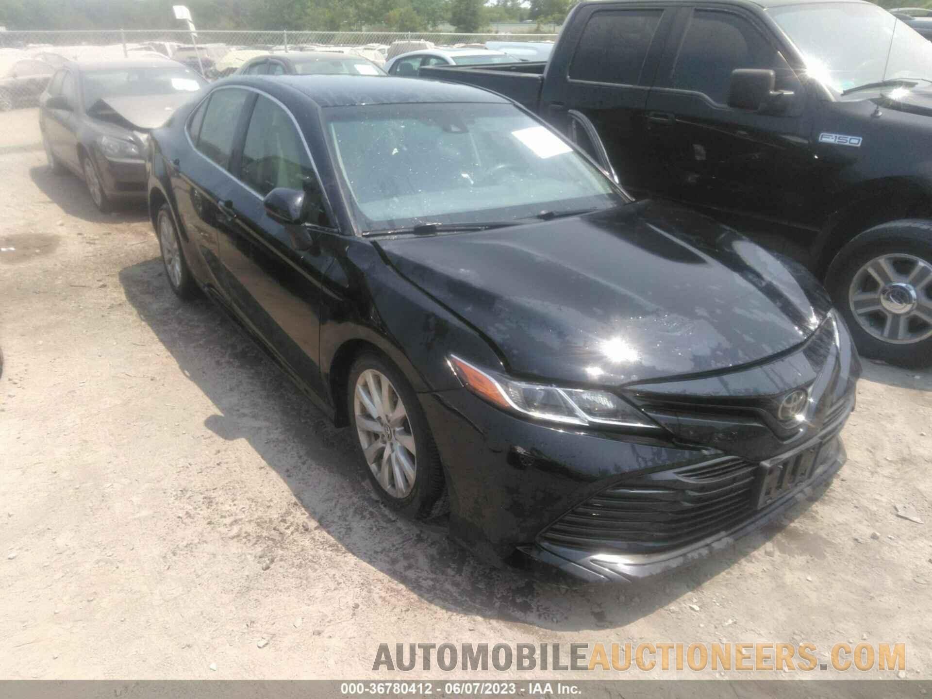 JTNB11HKXJ3018762 TOYOTA CAMRY 2018