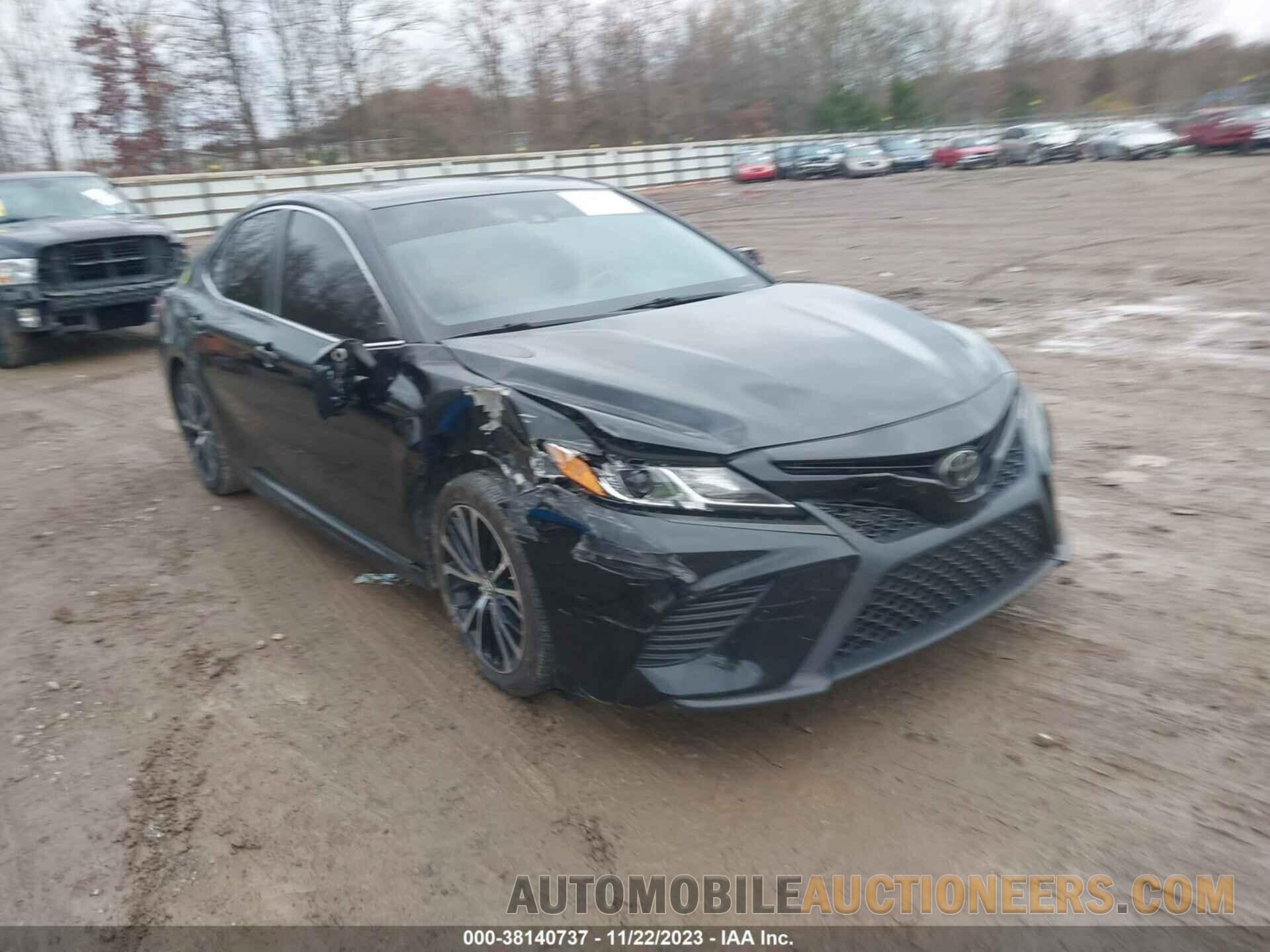 JTNB11HKXJ3028403 TOYOTA CAMRY 2018