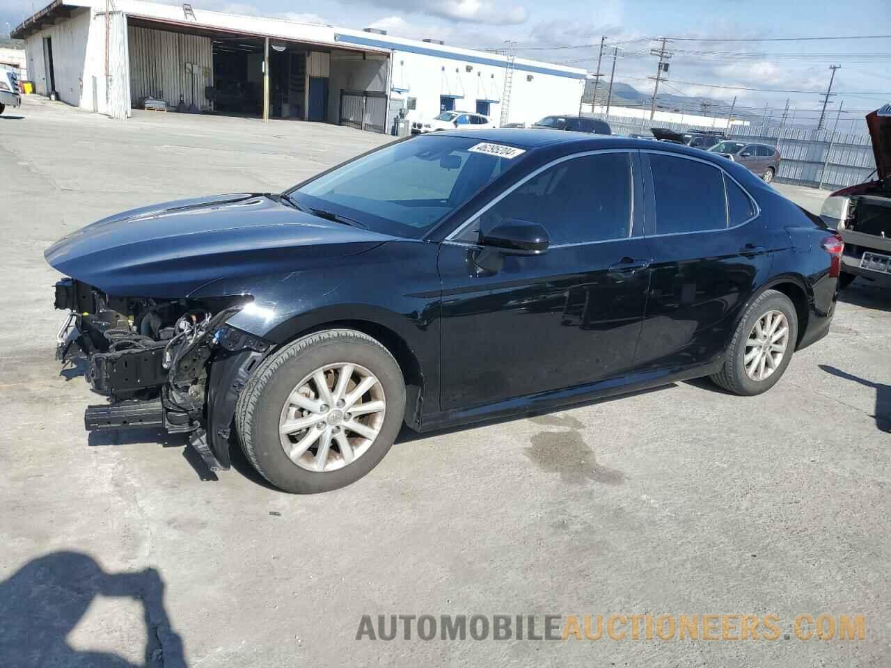 JTNB11HKXJ3030748 TOYOTA CAMRY 2018