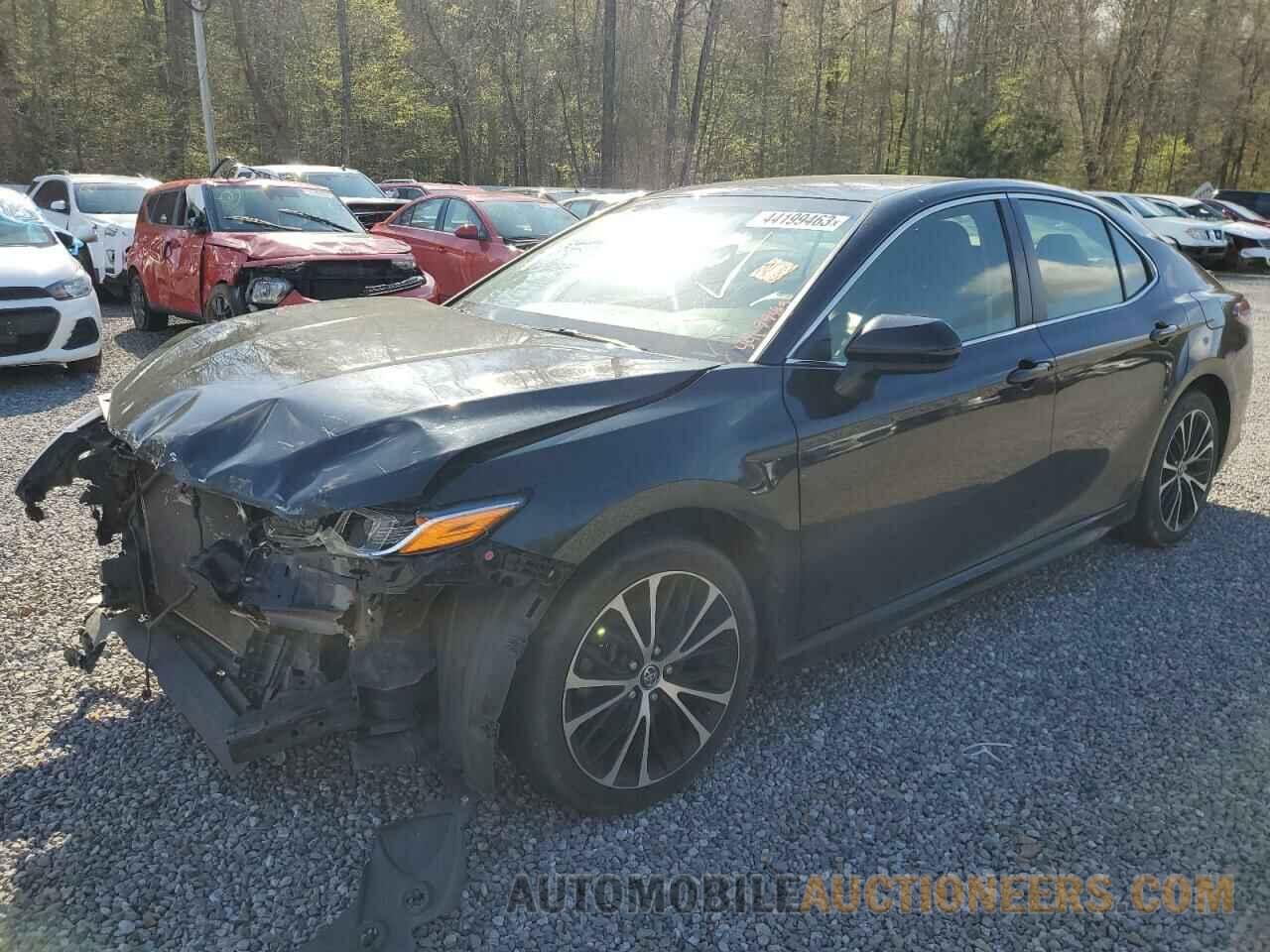 JTNB11HKXJ3035013 TOYOTA CAMRY 2018