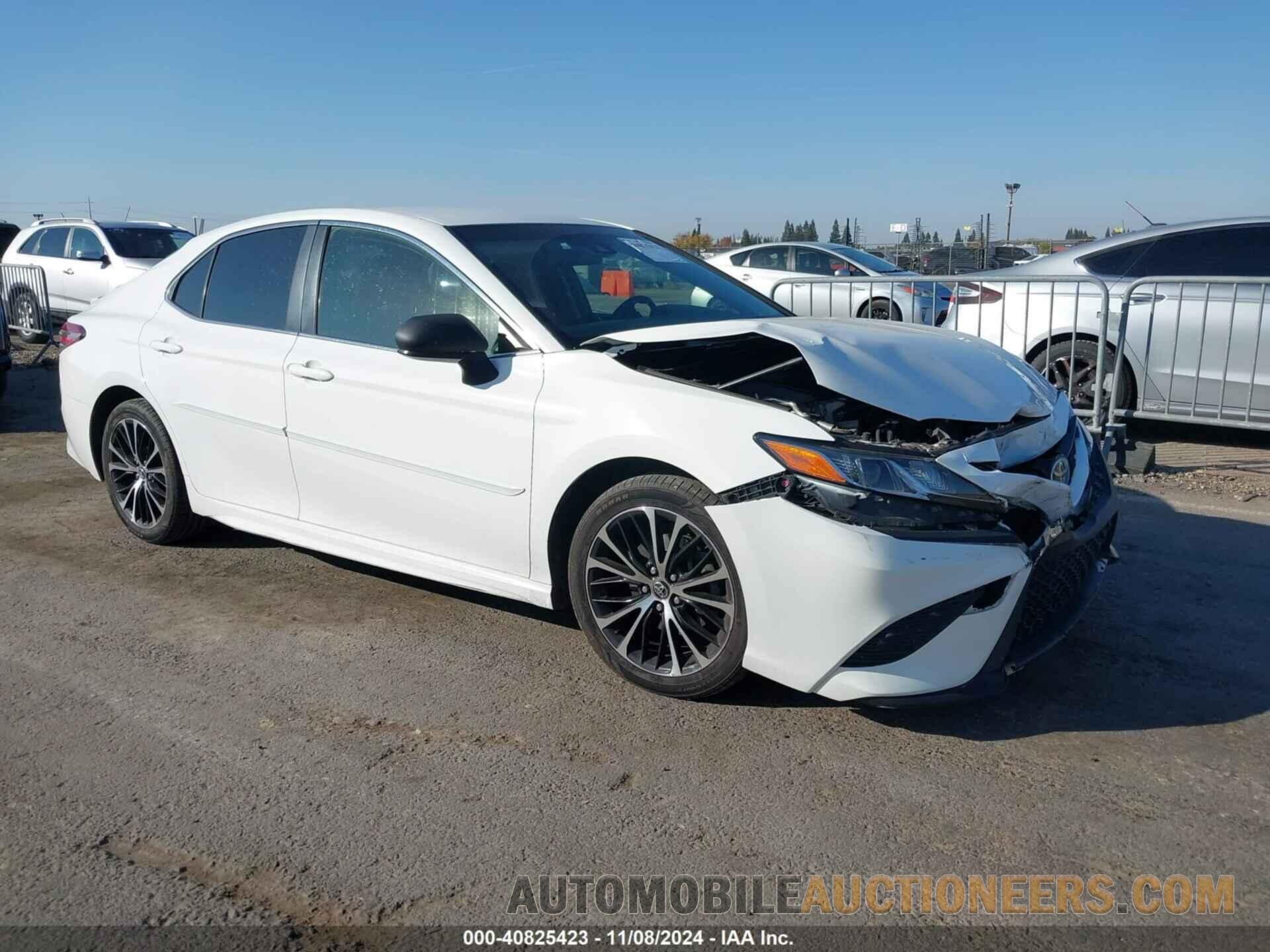 JTNB11HKXJ3040065 TOYOTA CAMRY 2018