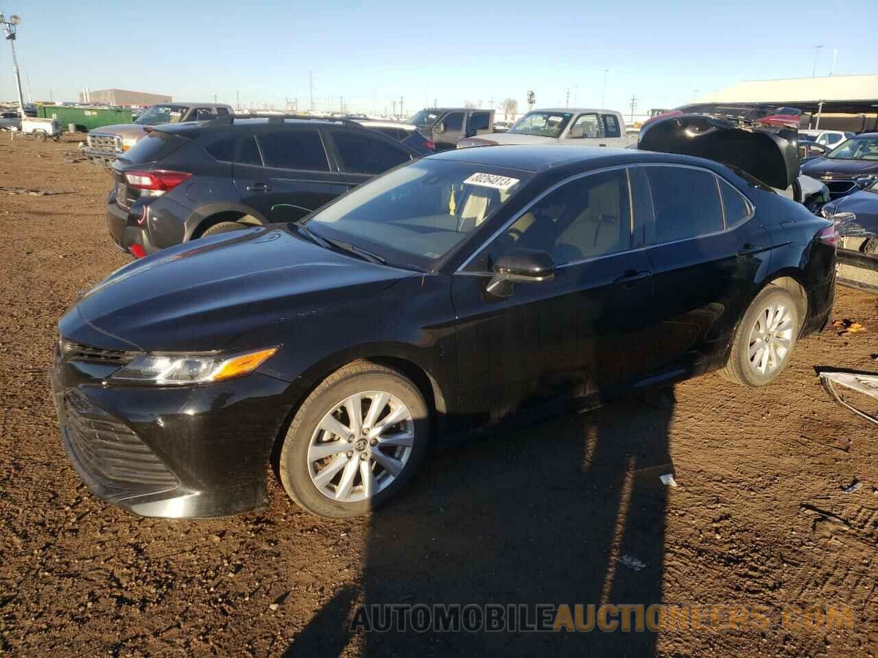 JTNB11HKXJ3043032 TOYOTA CAMRY 2018