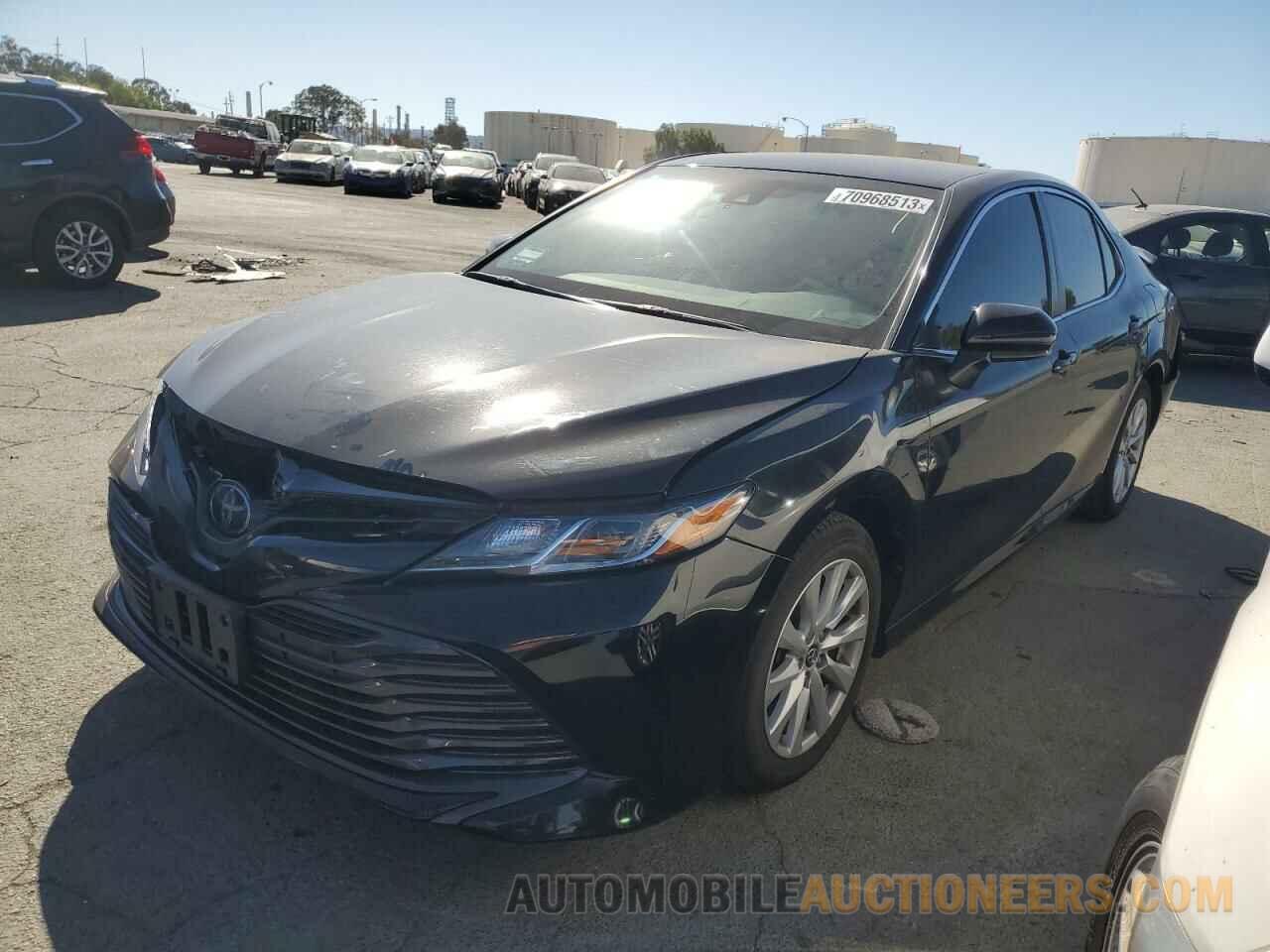 JTNB11HKXJ3059800 TOYOTA CAMRY 2018