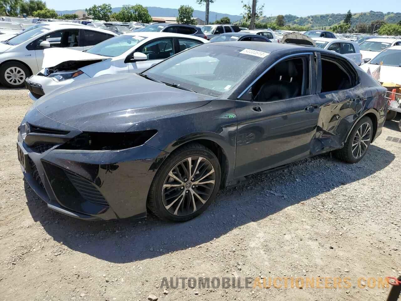 JTNB11HKXJ3059957 TOYOTA CAMRY 2018