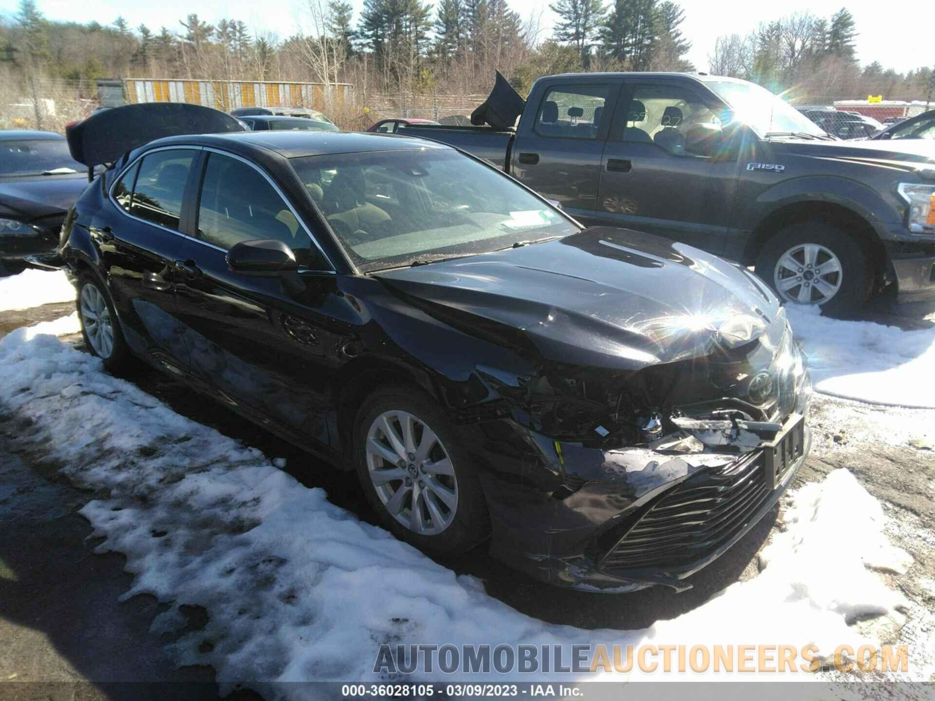 JTNB11HKXJ3067279 TOYOTA CAMRY 2018