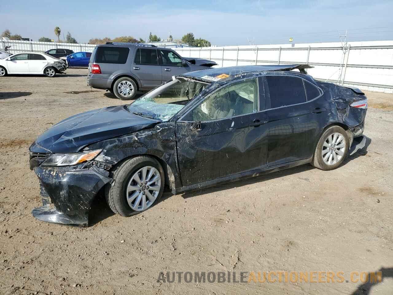 JTNB11HKXJ3067282 TOYOTA CAMRY 2018