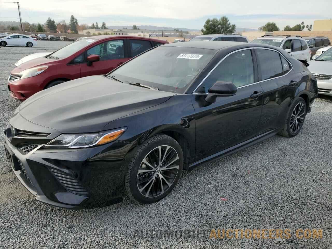 JTNB11HKXJ3068707 TOYOTA CAMRY 2018