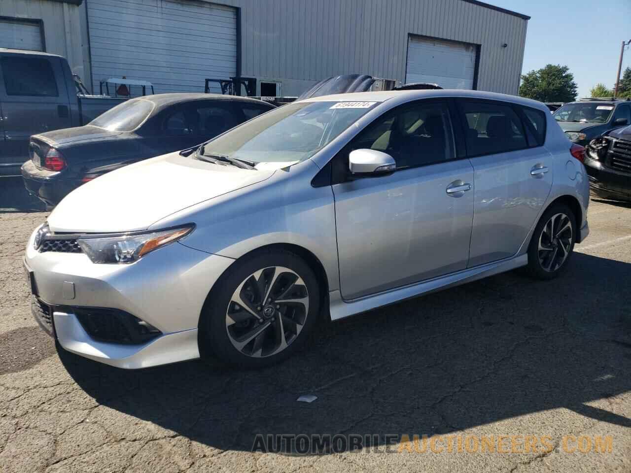 JTNKARJE3JJ565533 TOYOTA COROLLA 2018