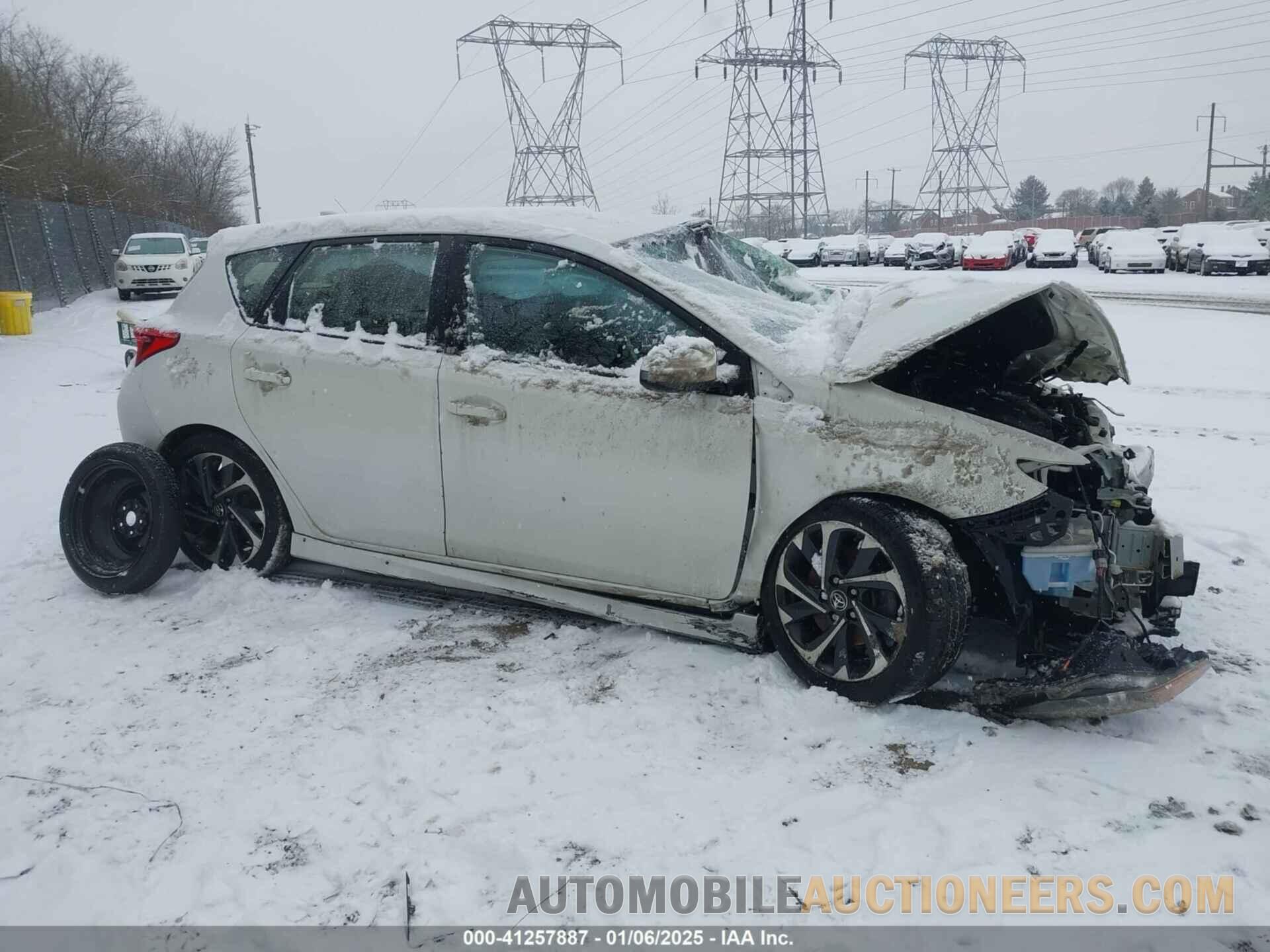 JTNKARJE8JJ574499 TOYOTA COROLLA IM 2018