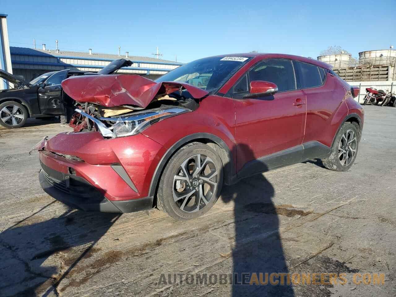 JTNKHMBX0J1006813 TOYOTA C-HR 2018