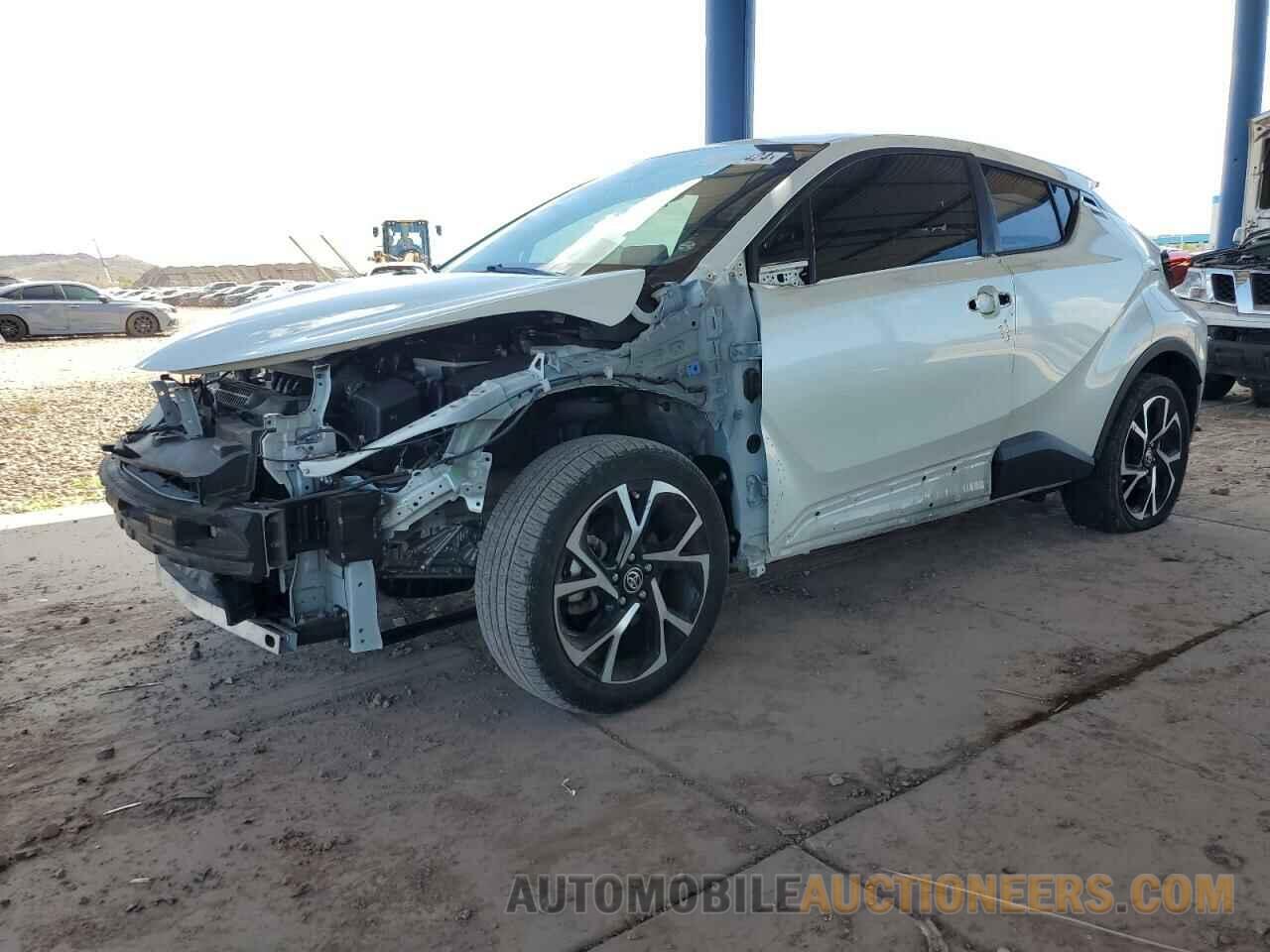 JTNKHMBX0L1084348 TOYOTA C-HR 2020