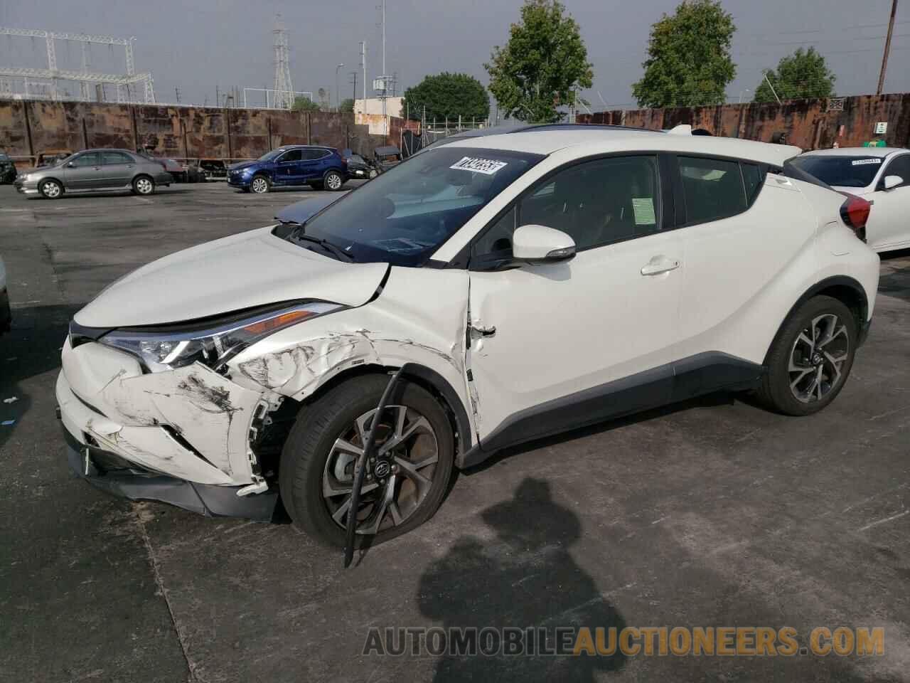 JTNKHMBX2K1057764 TOYOTA C-HR 2019