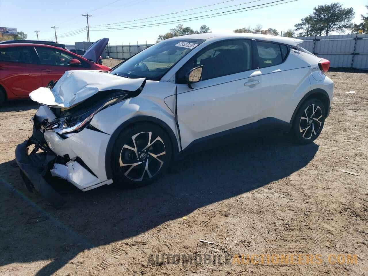 JTNKHMBX5J1008329 TOYOTA C-HR 2018