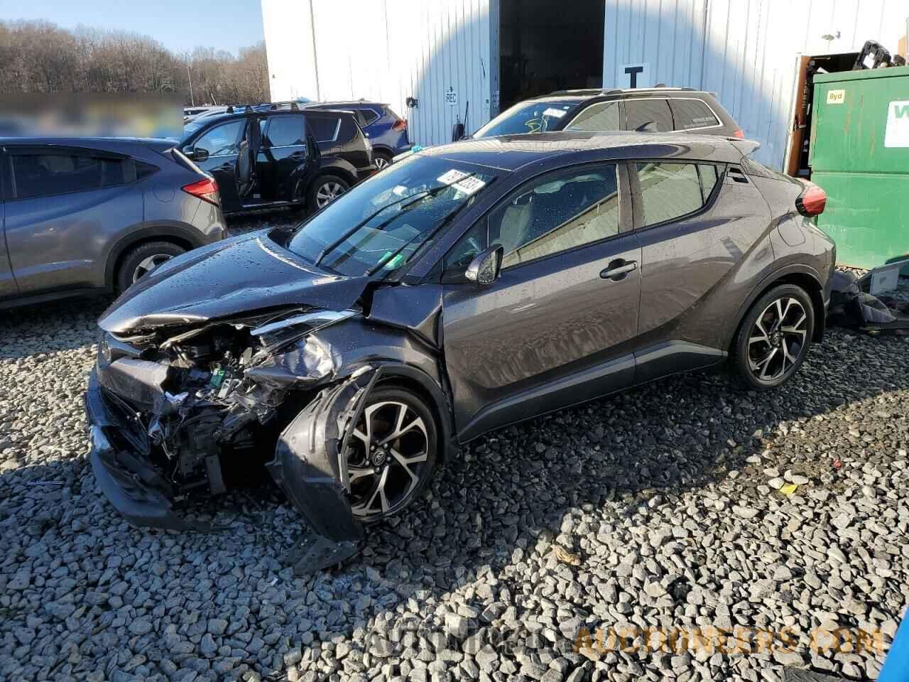 JTNKHMBX6J1006590 TOYOTA C-HR 2018