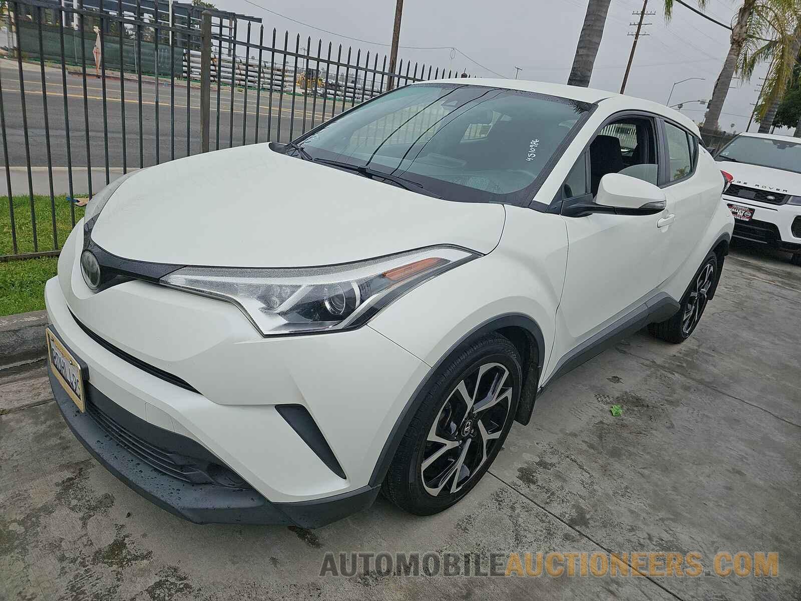 JTNKHMBX7J1000863 Toyota C-HR 2018