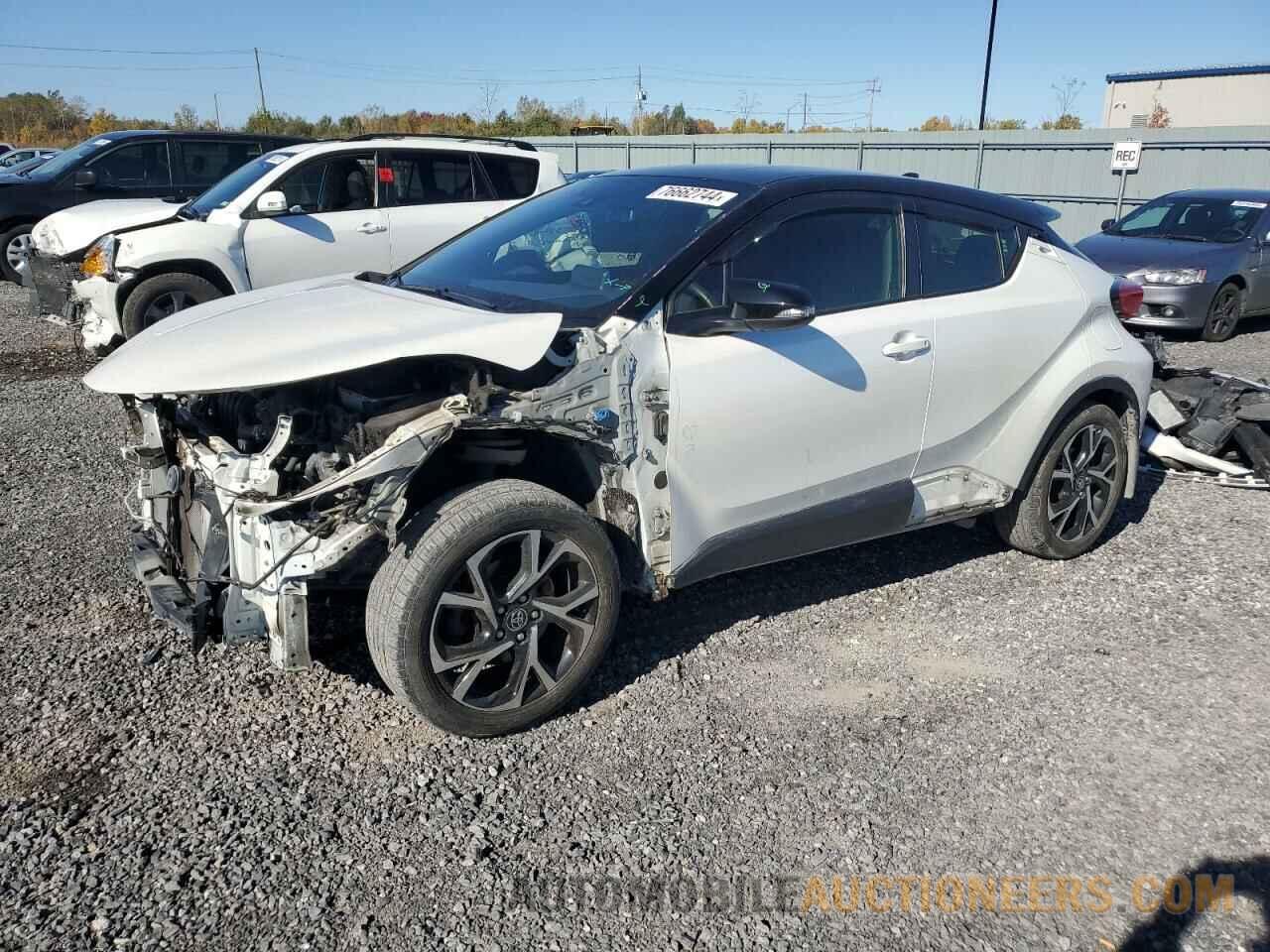 JTNKHMBX8L1067040 TOYOTA C-HR 2020