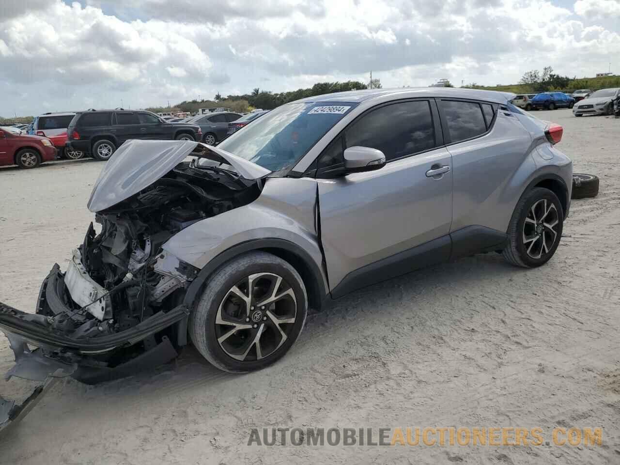 JTNKHMBX9K1045899 TOYOTA C-HR 2019