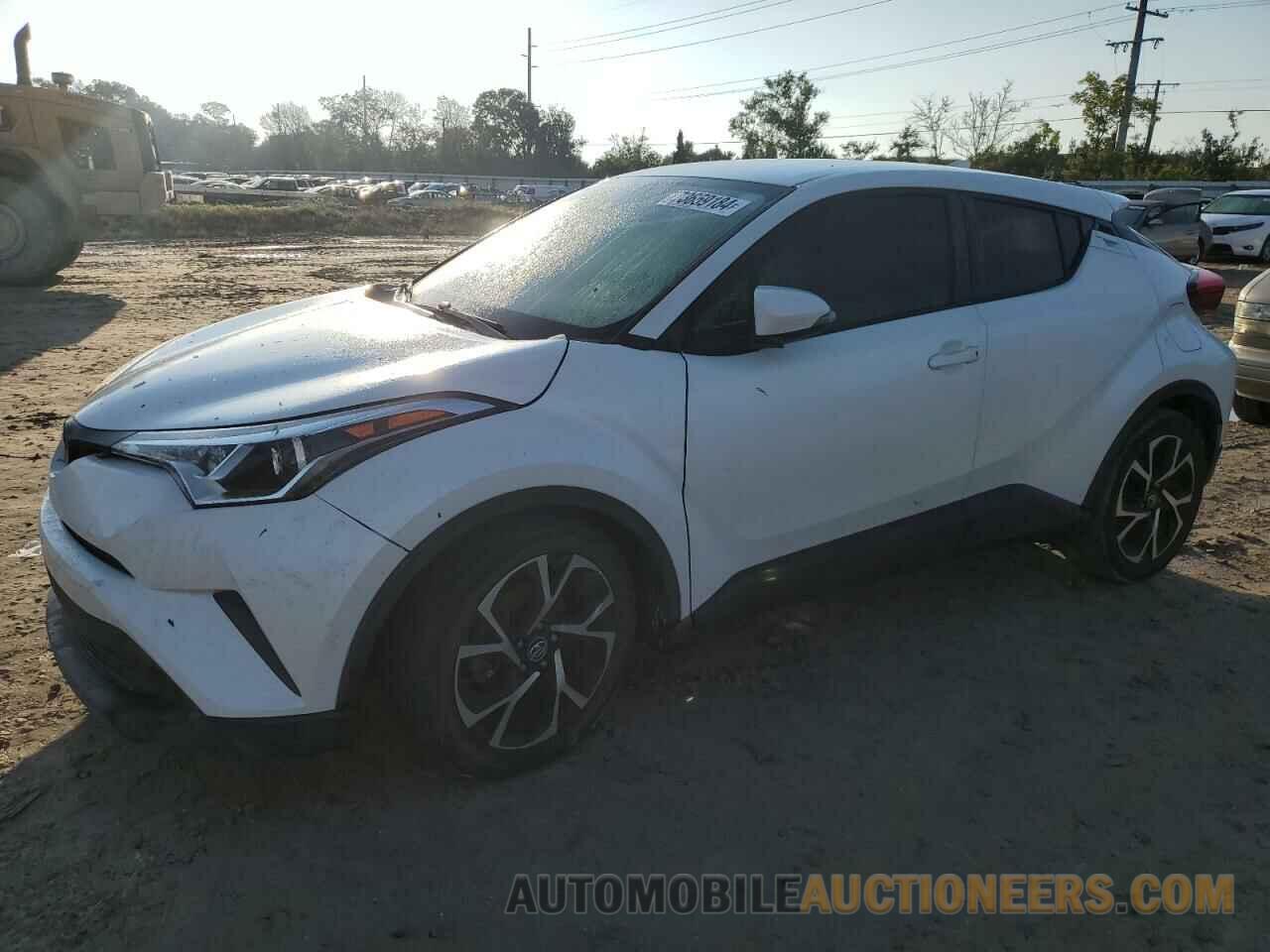 JTNKHMBXXJ1002381 TOYOTA C-HR 2018