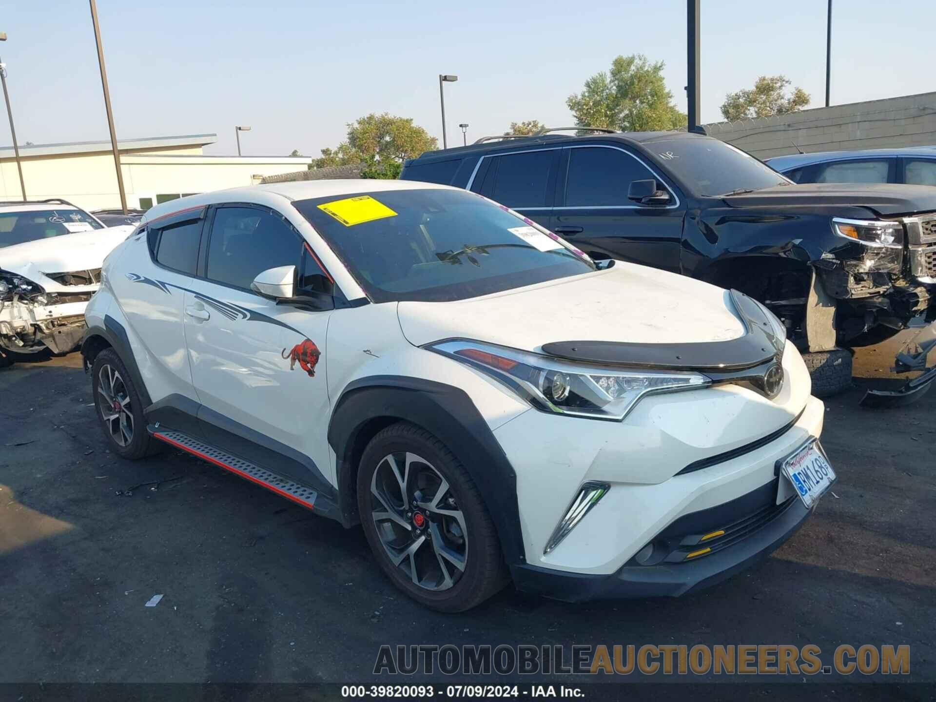 JTNKHMBXXJ1003093 TOYOTA C-HR 2018