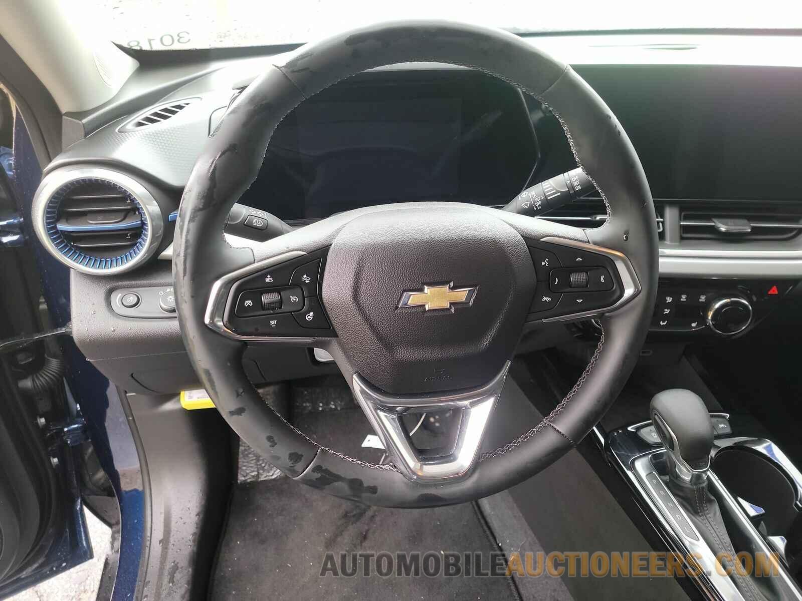 KL77LHE28RC009987 Chevrolet Trax 2024