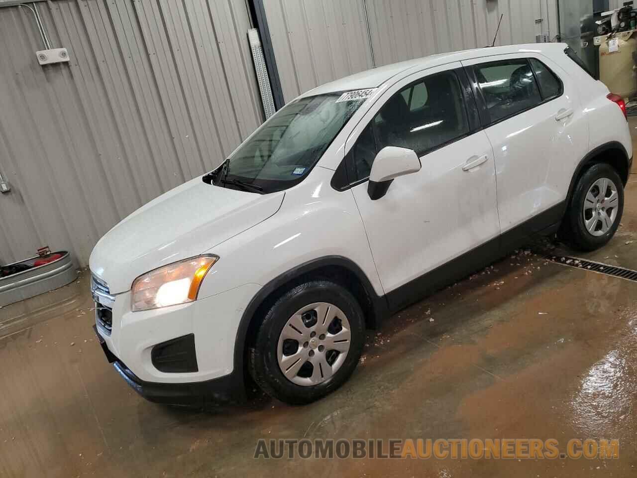 KL7CJKSB0FB181986 CHEVROLET TRAX 2015