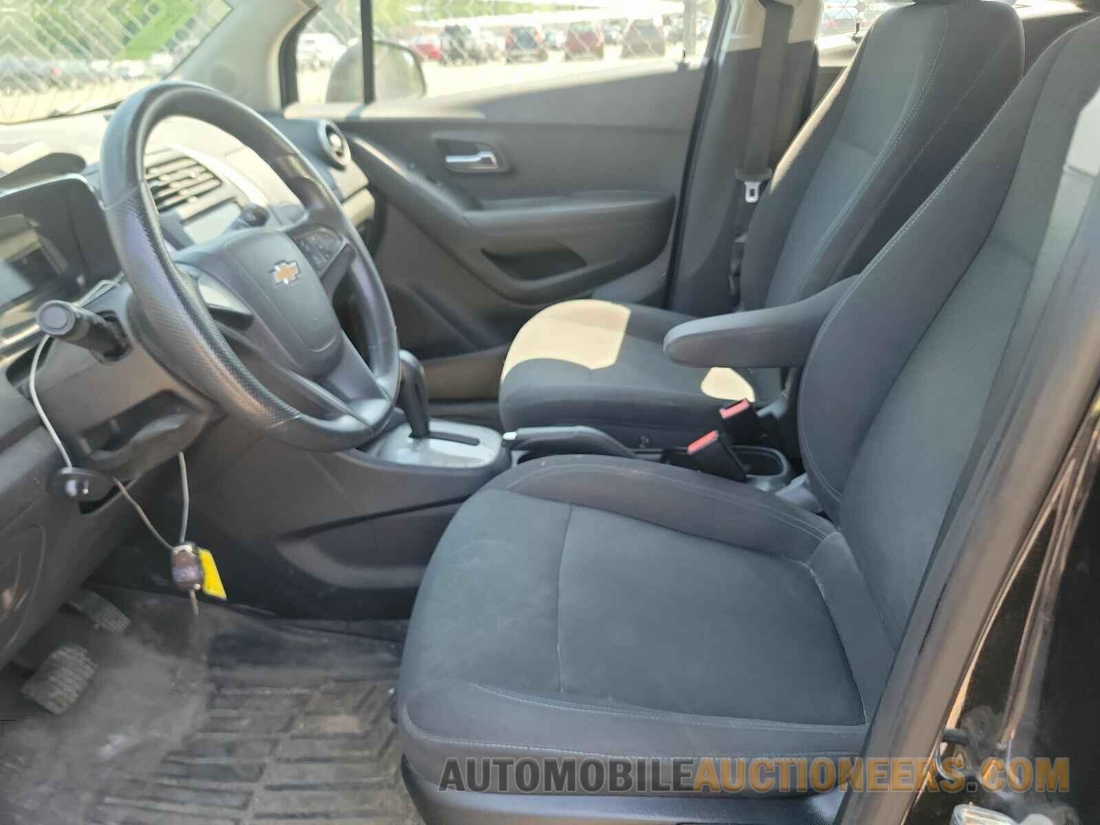 KL7CJKSB0GB626633 Chevrolet Trax 2016