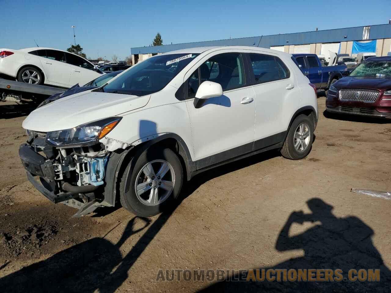 KL7CJKSB0LB092933 CHEVROLET TRAX 2020