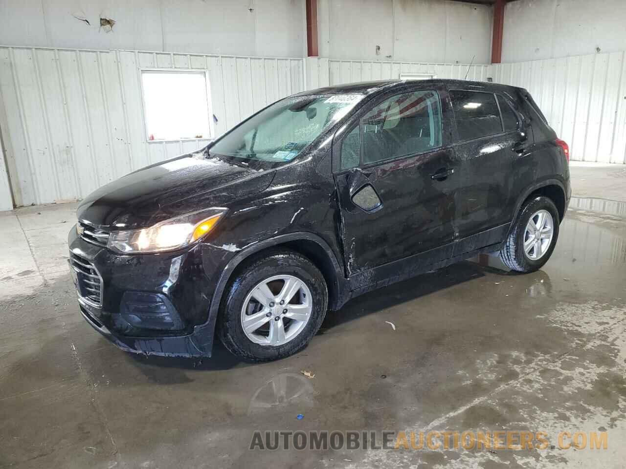 KL7CJKSB0MB323945 CHEVROLET TRAX 2021