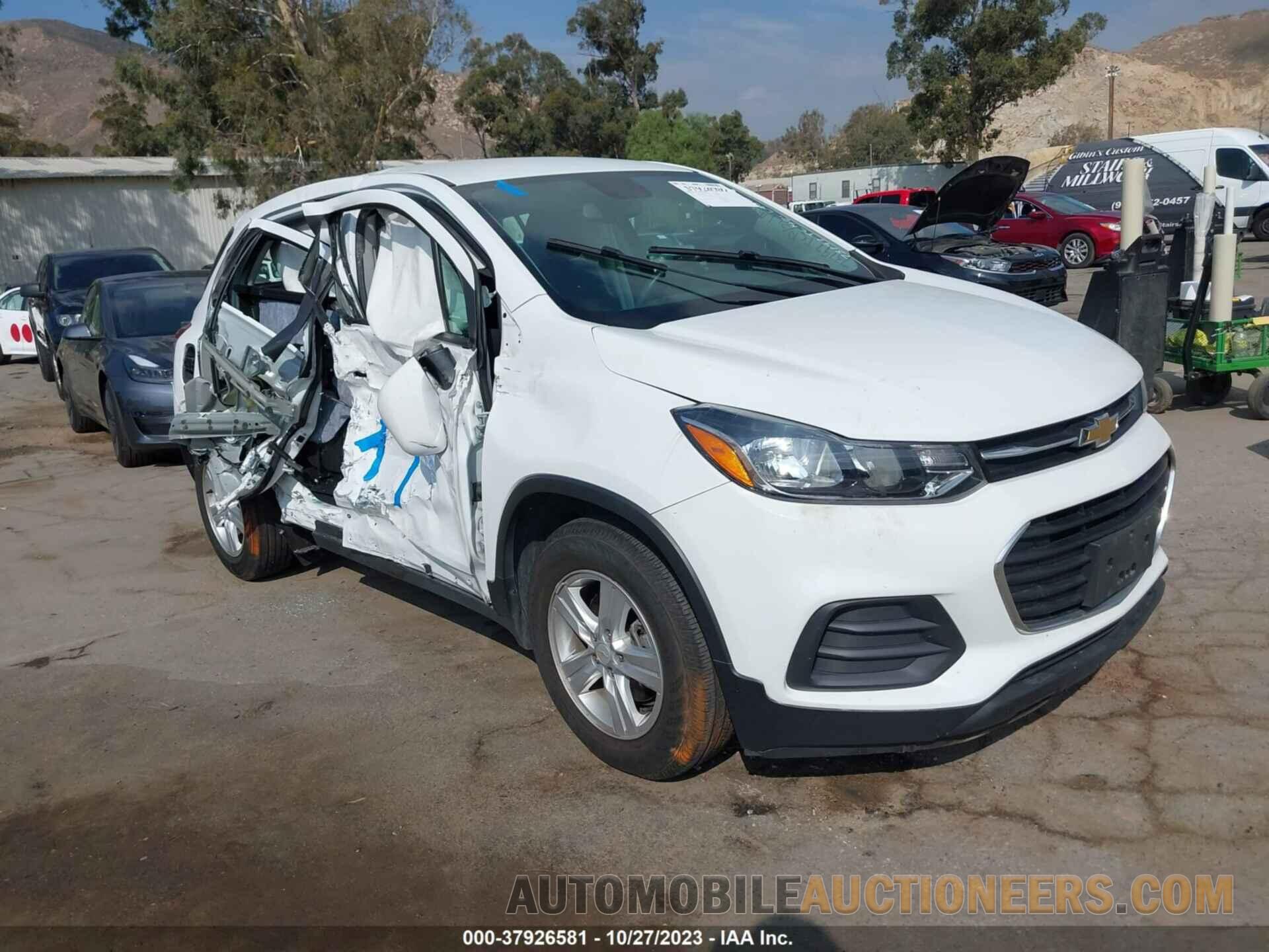 KL7CJKSB2LB090519 CHEVROLET TRAX 2020