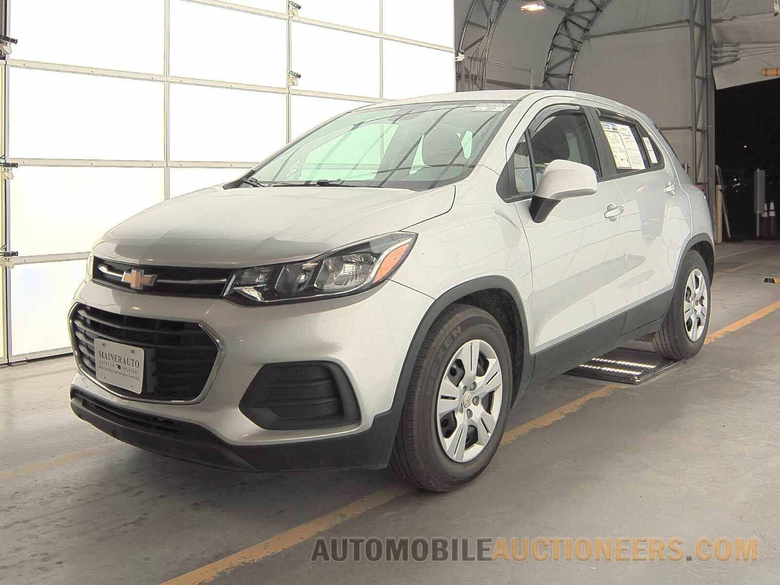 KL7CJKSB3JB561753 Chevrolet Trax 2018