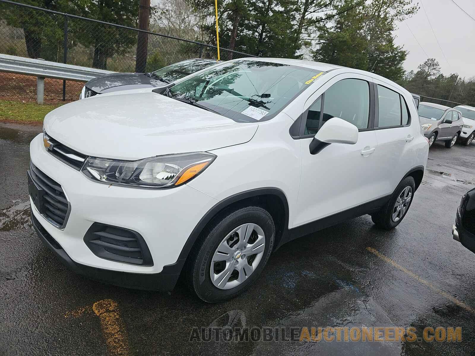 KL7CJKSB5JB571832 Chevrolet Trax 2018