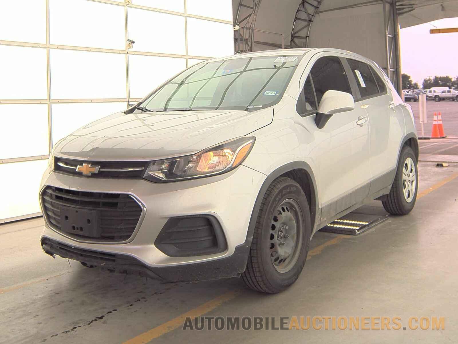 KL7CJKSB5JB583513 Chevrolet Trax 2018