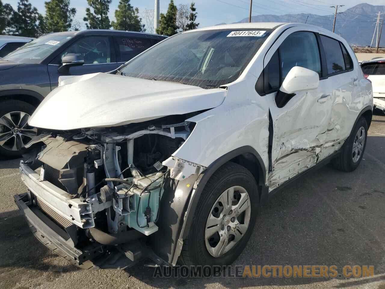 KL7CJKSB7JB723996 CHEVROLET TRAX 2018