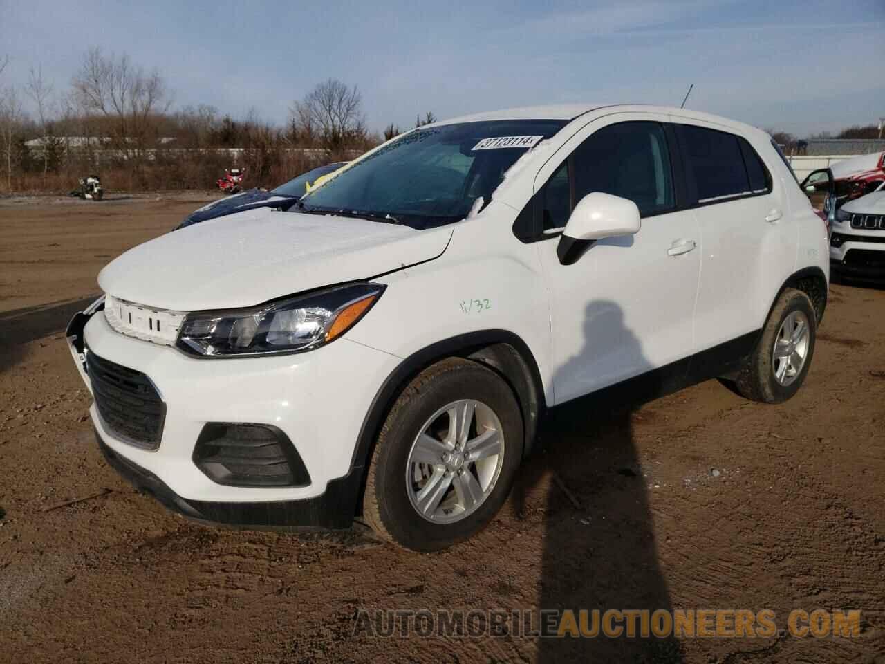 KL7CJKSB7LB318255 CHEVROLET TRAX 2020