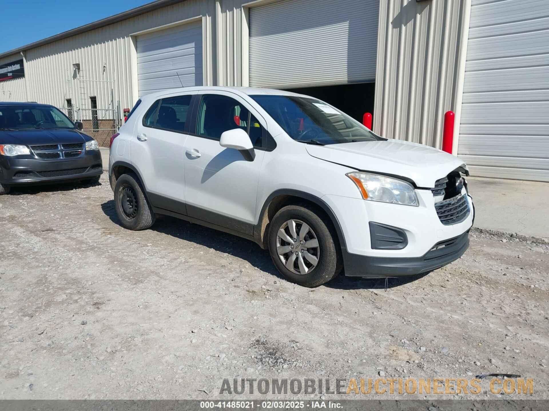 KL7CJKSB8FB081165 CHEVROLET TRAX 2015