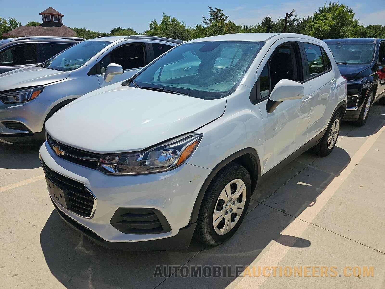 KL7CJKSB8JB721805 Chevrolet Trax 2018