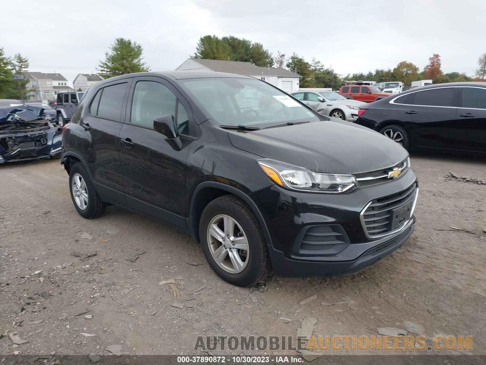 KL7CJKSB8MB319657 CHEVROLET TRAX 2021