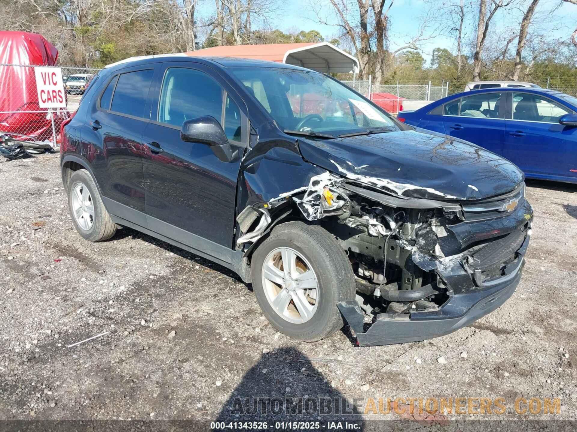 KL7CJKSB8MB322736 CHEVROLET TRAX 2021