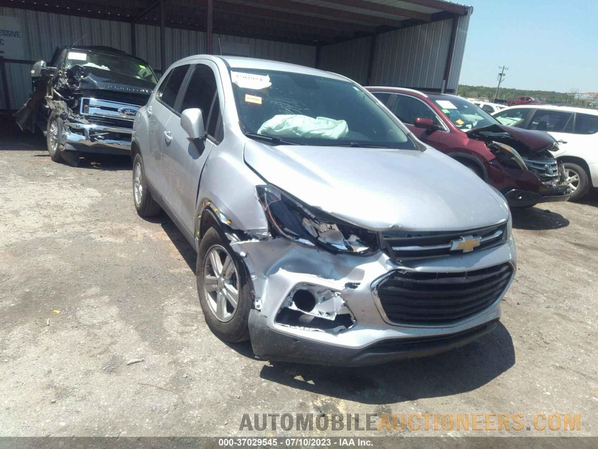 KL7CJKSM1NB545476 CHEVROLET TRAX 2022